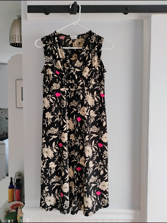 Old Navy Dresses & Skirts - MATERNITY Old Navy Sleeveless Black & Cream Floral Midi Dress with Pink Accents